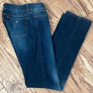 GUESS Los Angels Women's  Low Rise Straight Leg Jeans